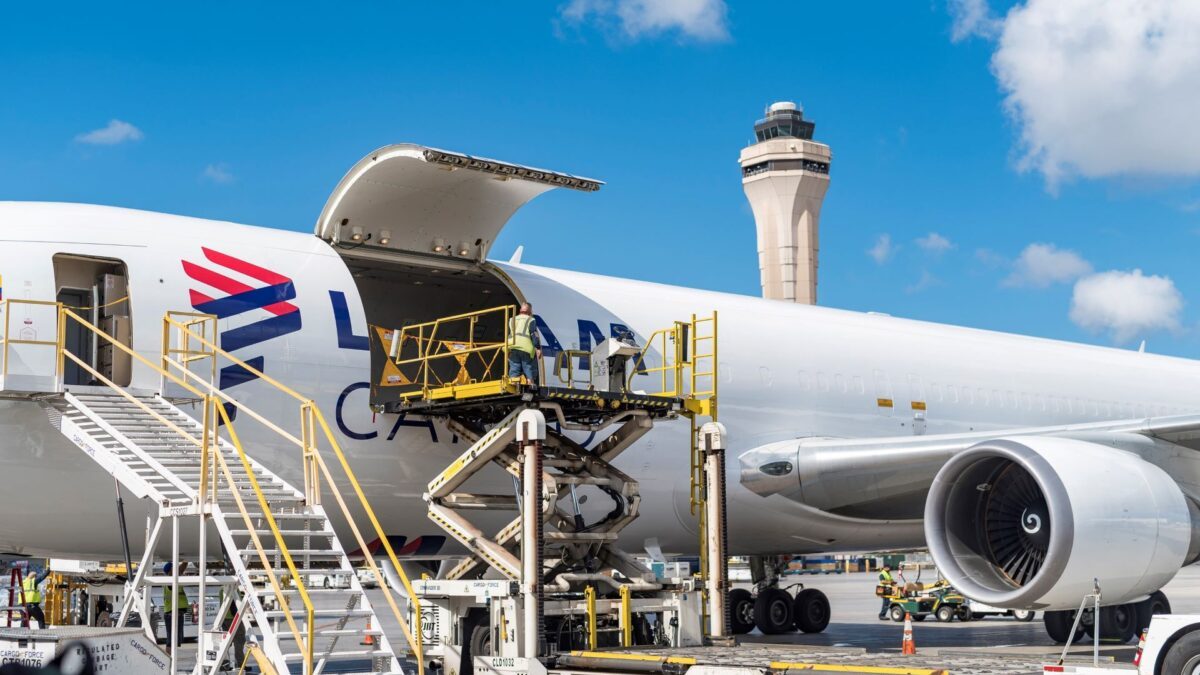 LATAM Cargo inaugurates new route from Europe to strengthen